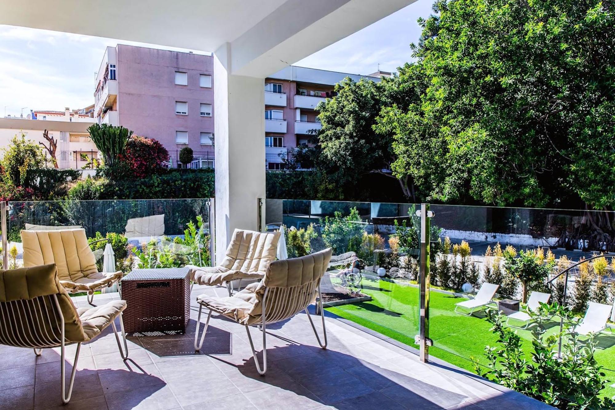 Bluesea Dimona Suites Torremolinos Exterior photo