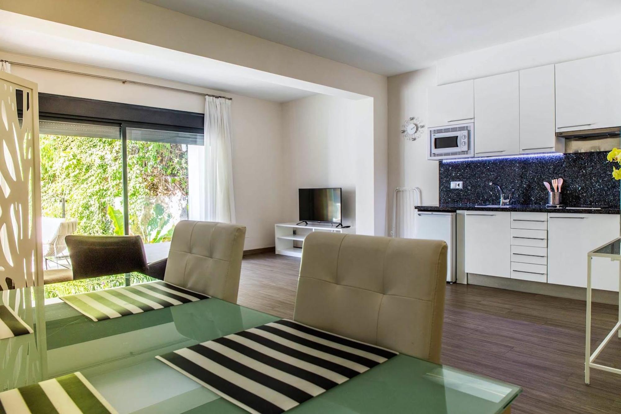 Bluesea Dimona Suites Torremolinos Exterior photo