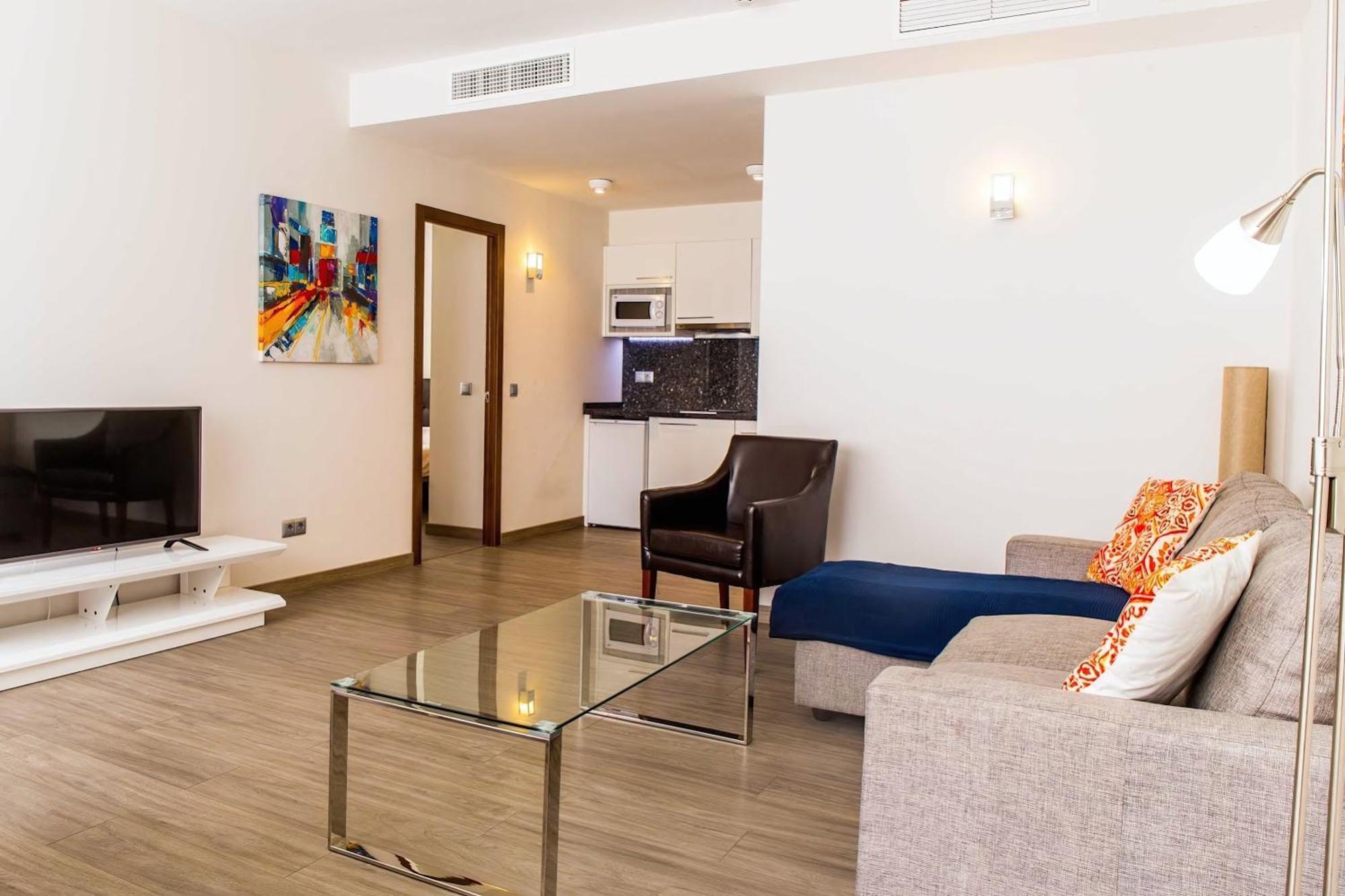 Bluesea Dimona Suites Torremolinos Exterior photo