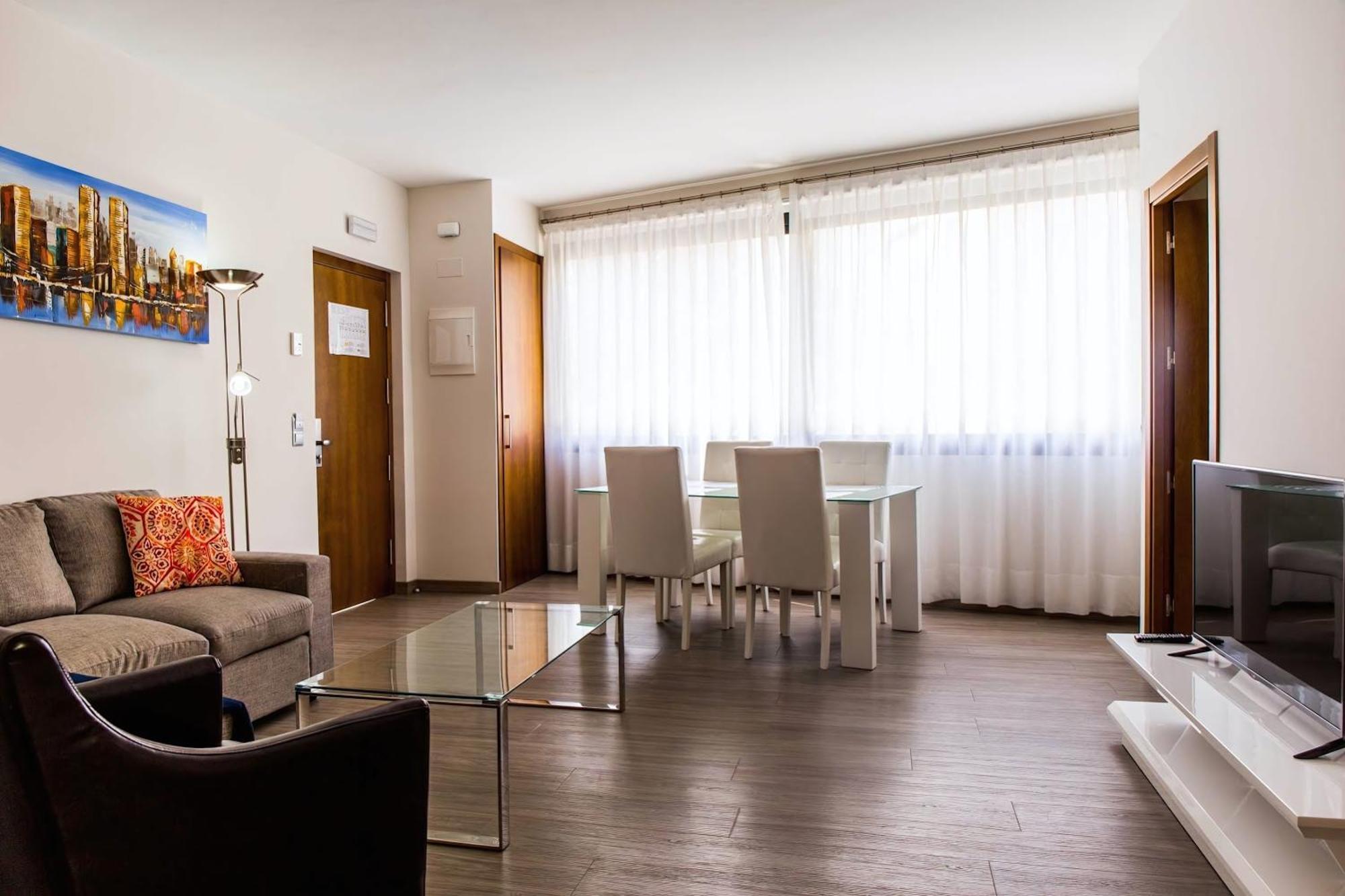 Bluesea Dimona Suites Torremolinos Exterior photo
